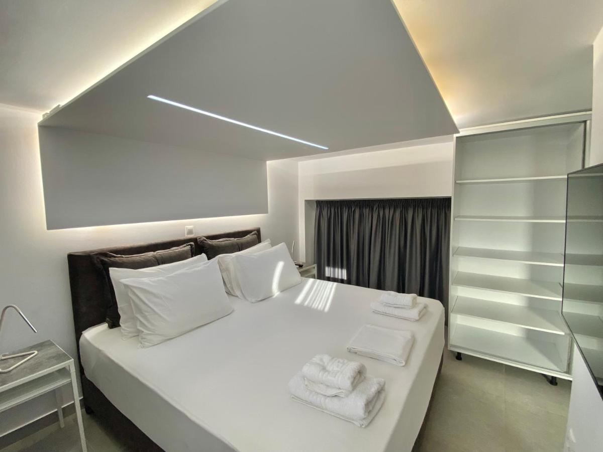 Hotel Alex Метоні Екстер'єр фото